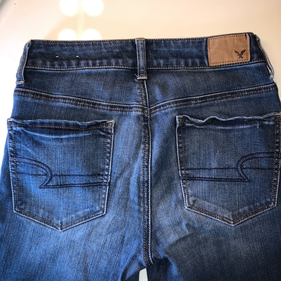 AMERICAN EAGLE DARK WASH HIGH WAISTED JEANS - Picture 2 of 4